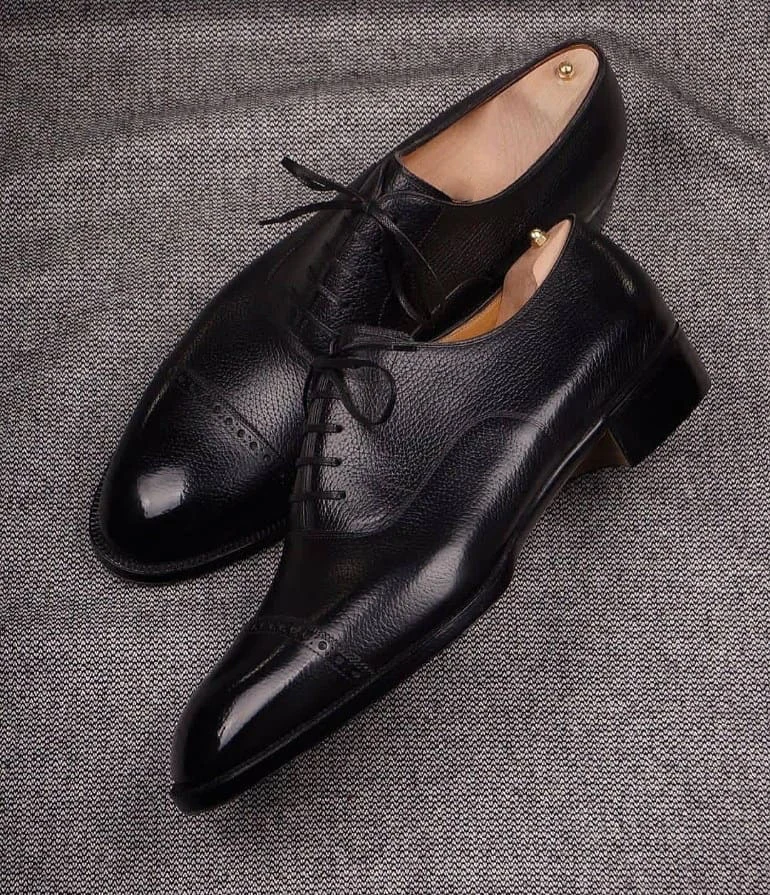 Fiorano Black Leather Brogue Toe Cap Oxford Shoes For Men (6)