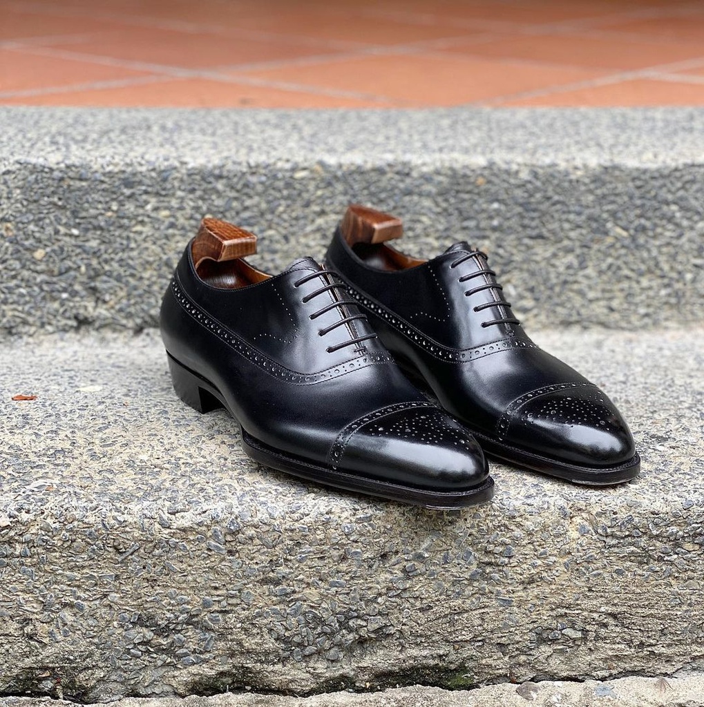 Brunello Black Leather Brogue Toe Cap Oxfords - Formal Shoes